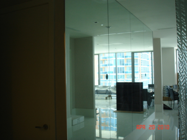 Arco Glass & Mirror